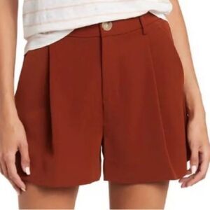 Vince NWT Front Pleat Shorts in Burnt Orange Size 6